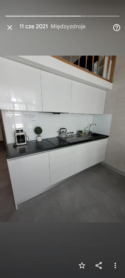Apartament Magnolia Przy Morzu Мендзиздрое Екстериор снимка