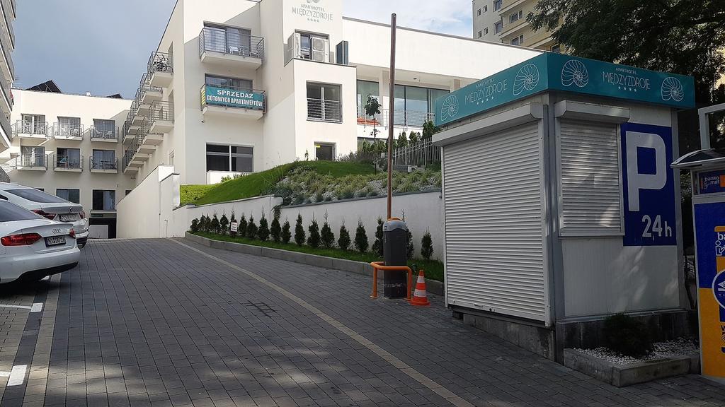 Apartament Magnolia Przy Morzu Мендзиздрое Екстериор снимка