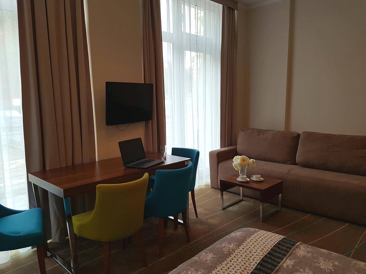 Apartament Magnolia Przy Morzu Мендзиздрое Екстериор снимка